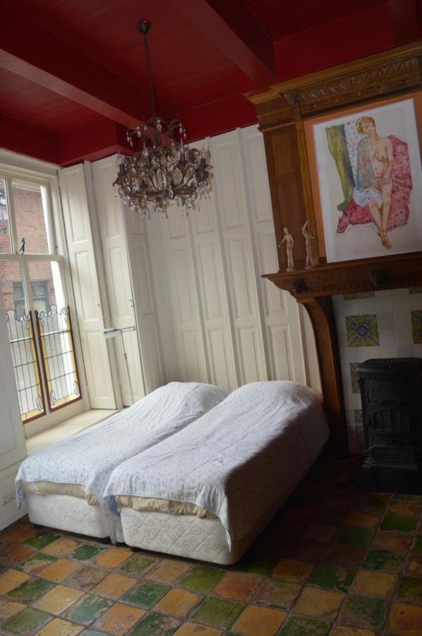 De Olde Signorie Bed & Breakfast Leeuwarden Bagian luar foto